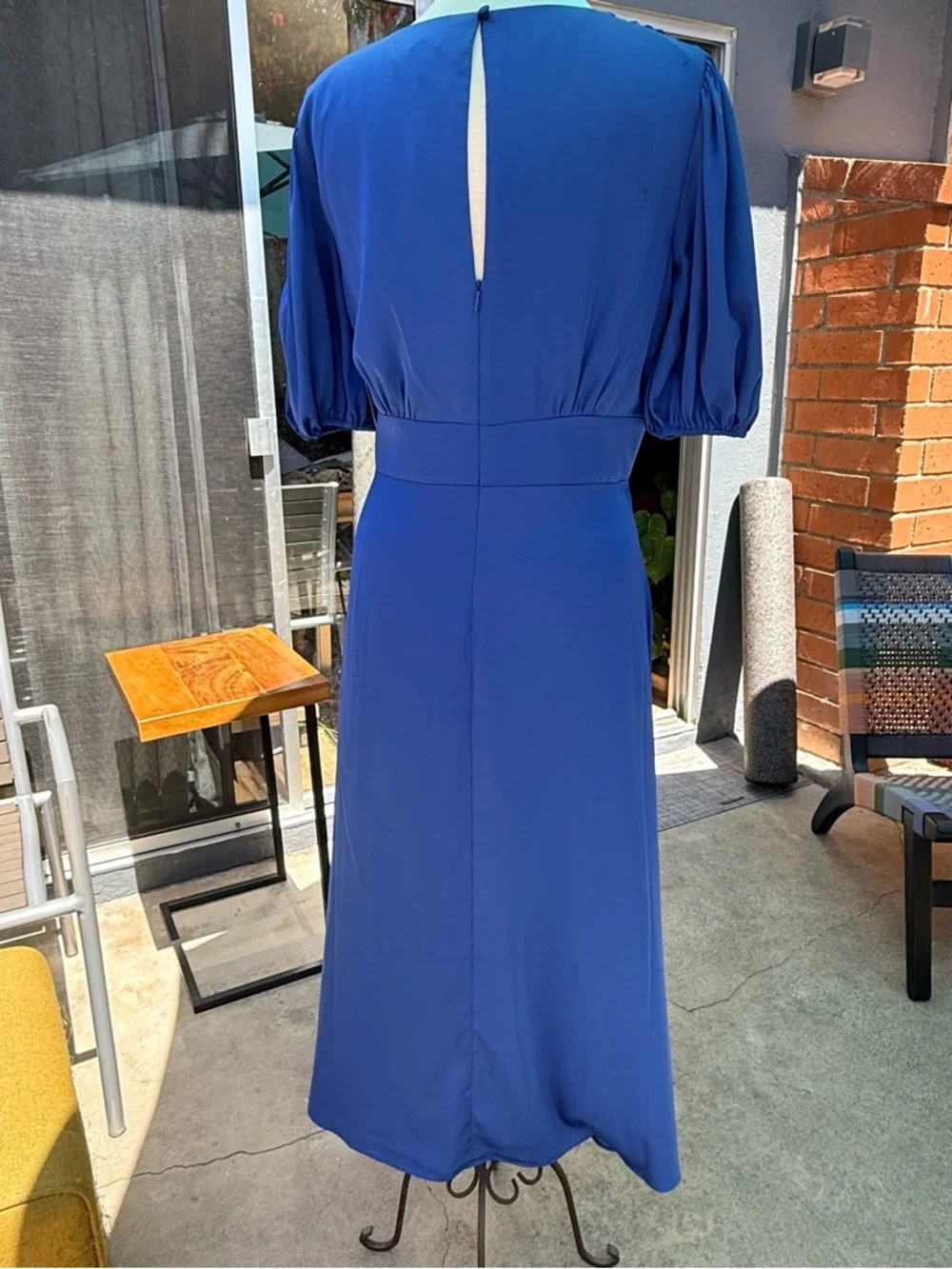 Alexia Admor Royal Blue V-Neck Midi Dress - Picture 3 of 15